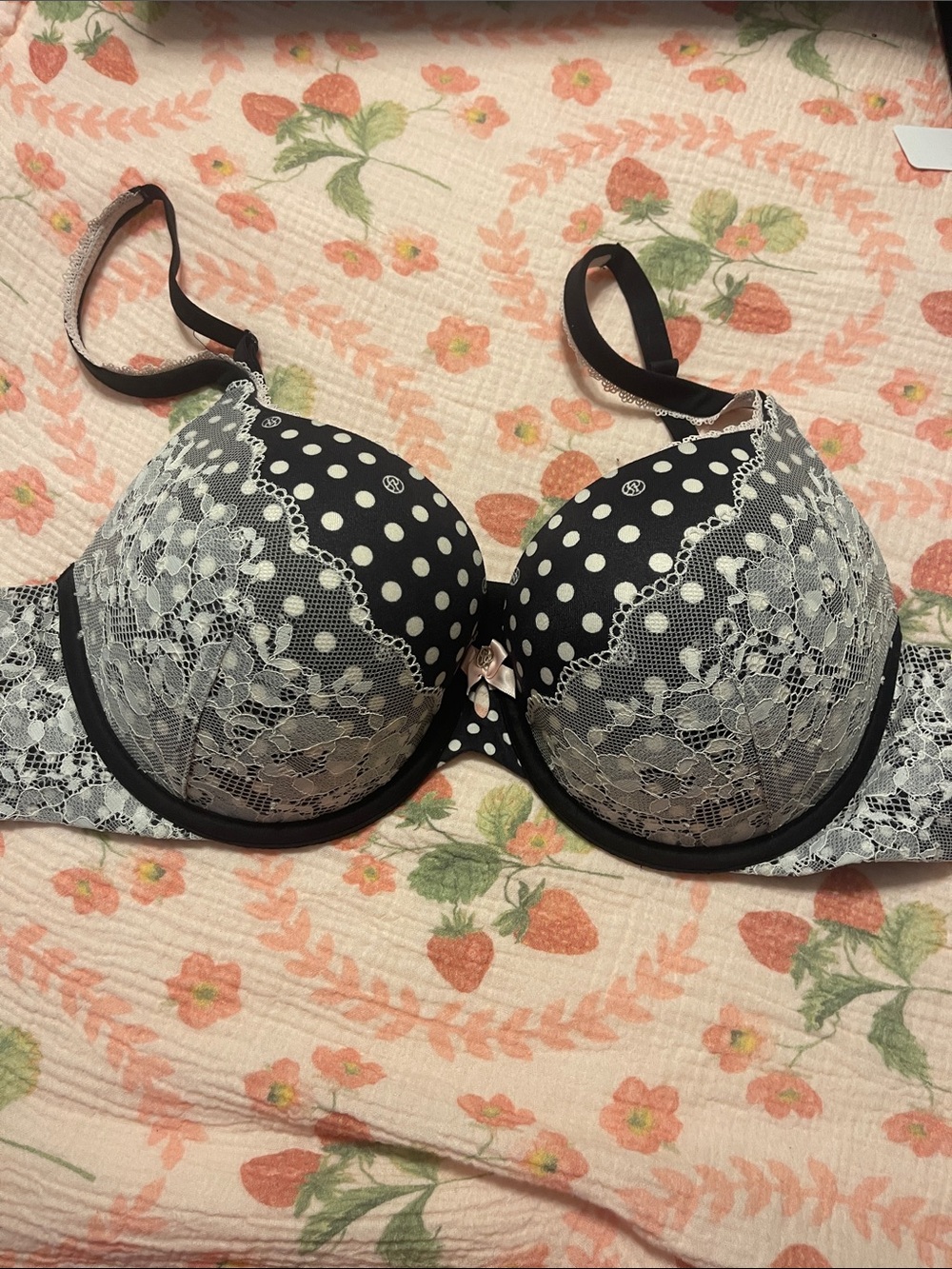 Victoria Secret Black Polka Dot Lace Push-Up Bra - Women Intimates